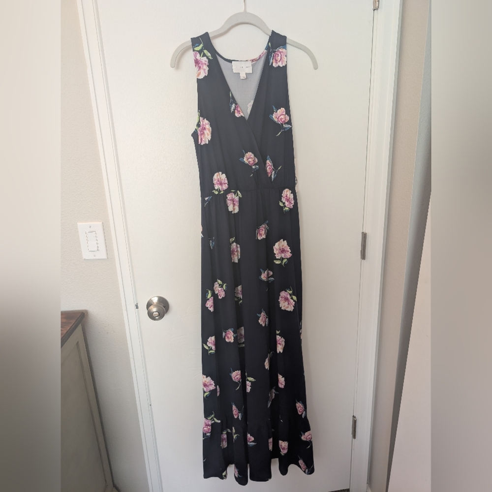 Floral Sleeveless Maxi Dress